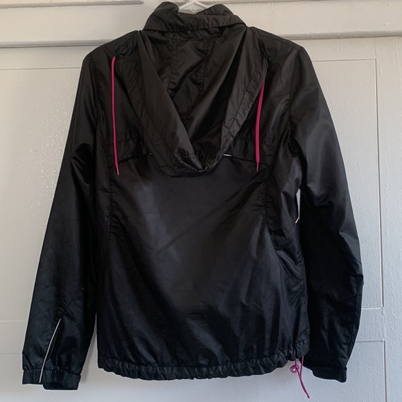 New Balance Rain Jacket - Picture 4 of 6